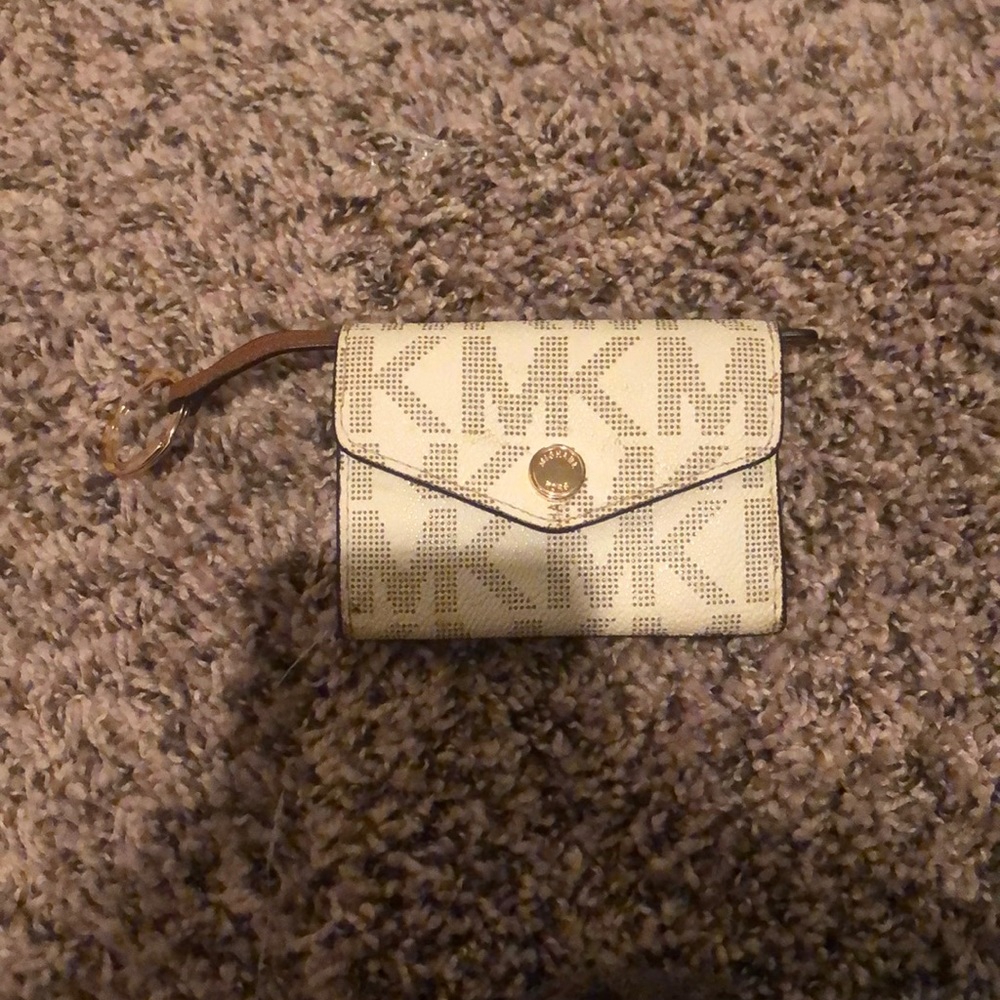 Michael Kors keychain wallet